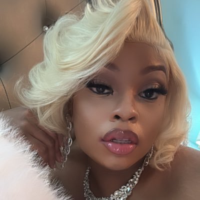 901ClassyFreak's profile picture