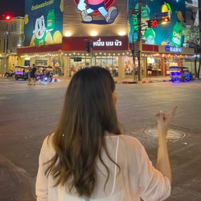 นิเนิร์ส Aka ยัยโก๊ะ 🌙🐱❤️⭐️'s profile picture