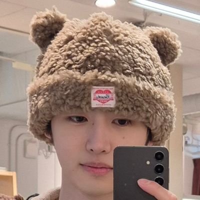 리🌸's profile picture