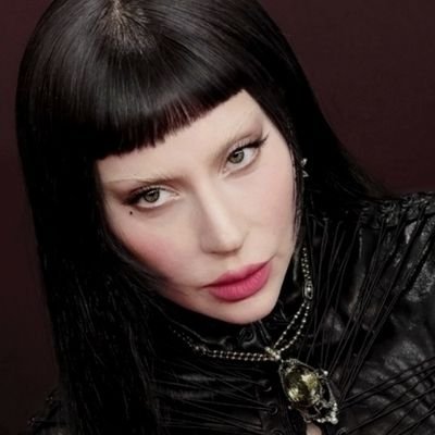 2chromatica's profile picture
