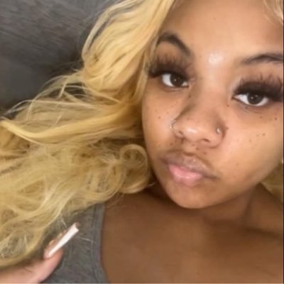 Baby Hendrix🎸💚's profile picture