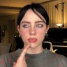 júlia's profile picture