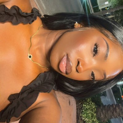 sia's profile picture