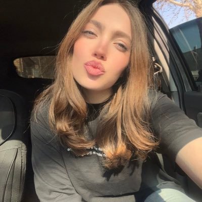hanie's profile picture