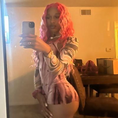 OuuSheToxic's profile picture