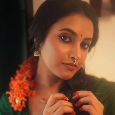 Miss Madhuri's profile picture
