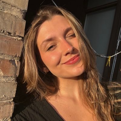 isadora vaz's profile picture