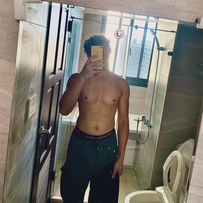 xela8170's profile picture