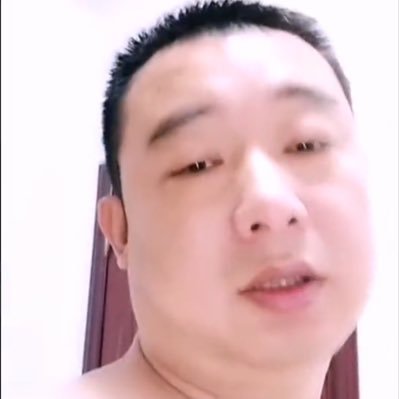 Eduardo (名媛胖壮熊叔)'s profile picture