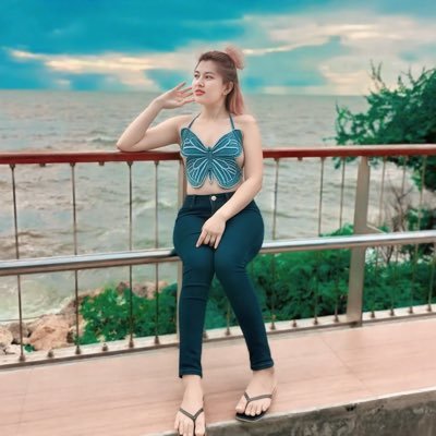 Thitiporn Damanow's profile picture