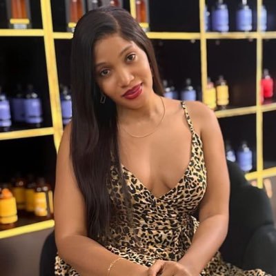 deborah 𝕩 chioma 's profile picture