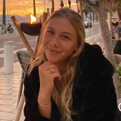 iloveanisimova's profile picture