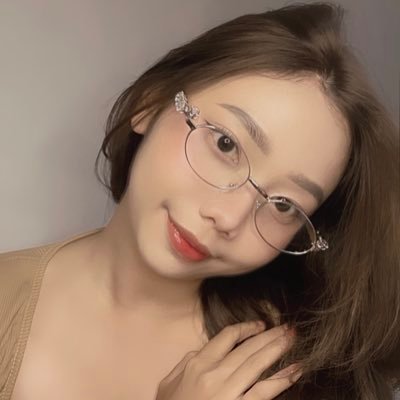 Velly's profile picture