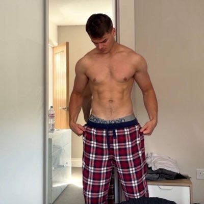 YouPayTobez's profile picture