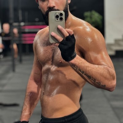 Andrew's profile picture