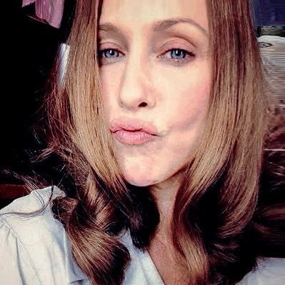 bella's profile picture