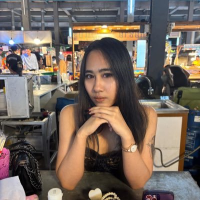 fom's profile picture