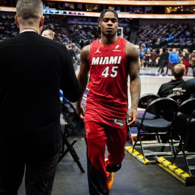 Davion Mitchell's profile picture