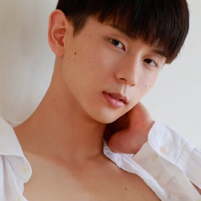 木崎凪 𝚔𝚒𝚜𝚊𝚔𝚒 𝚗𝚊𝚐𝚒's profile picture