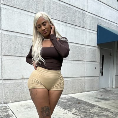 Amira's profile picture