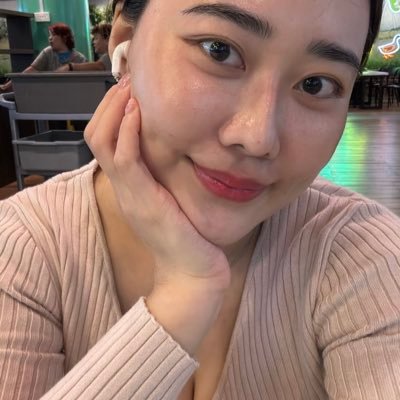 huiyunxlena's profile picture
