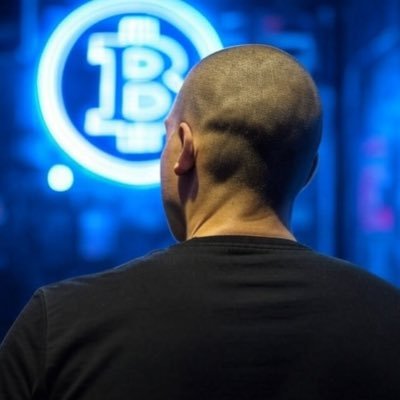 LeDuyCryptoMan's profile picture