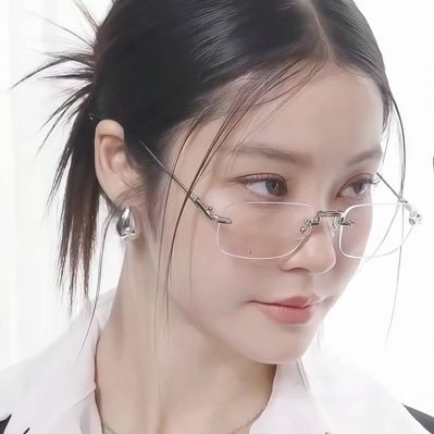 nerdnaree's profile picture