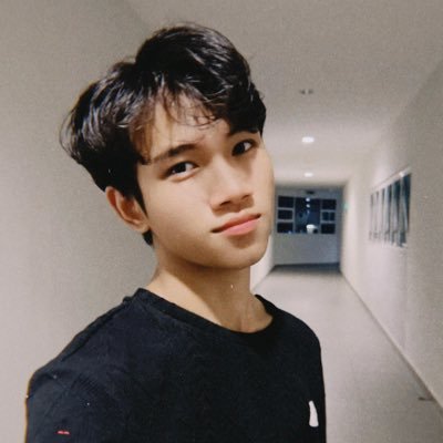 Carl Azuree's profile picture