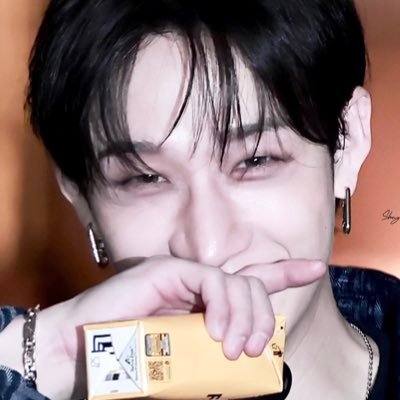 Shuyichnyia's profile picture