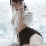 H Han profil fotoğrafı