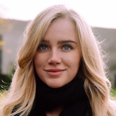 BlondeSimp004's profile picture