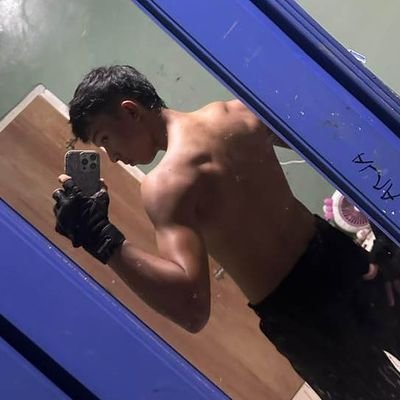 reviqreviq's profile picture