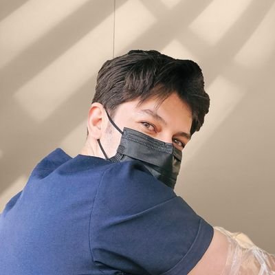 dralireza_h's profile picture