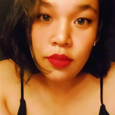 iamcrystalball's profile picture