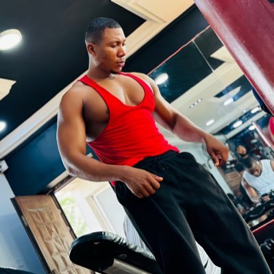 JR clothier's profile picture