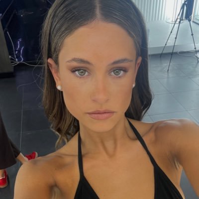 Lola's profile picture