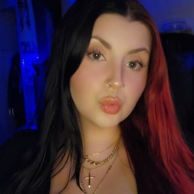 💕Goddess Angie💕 Miss Snickers | Findom | NSFW's profile picture