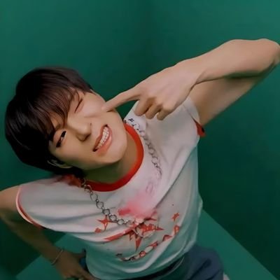 cioo #BOTHSIDES's profile picture