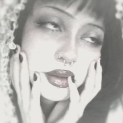 eloise ♱'s profile picture