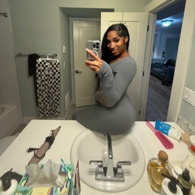 Monae🦋💕's profile picture