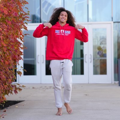 Mack Hollins's profile picture