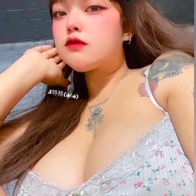 J特務(◕દ◕)'s profile picture