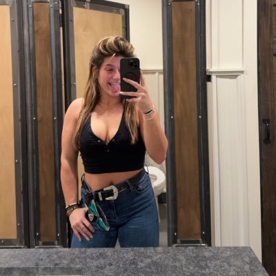 Short_Mcnugget's profile picture