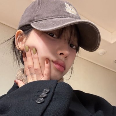 evé's profile picture