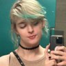 julia profil fotoğrafı