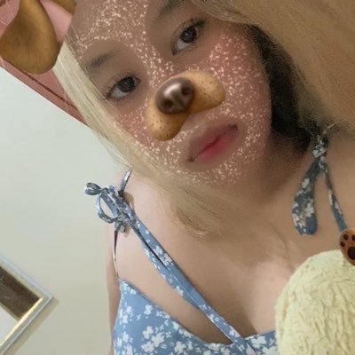 llulabieax's profile picture