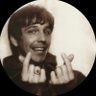 tay 🎞️'s profile picture