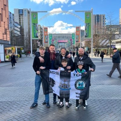 Lee Johnson ⚫️⚪️ UP THE MAGS's profile picture