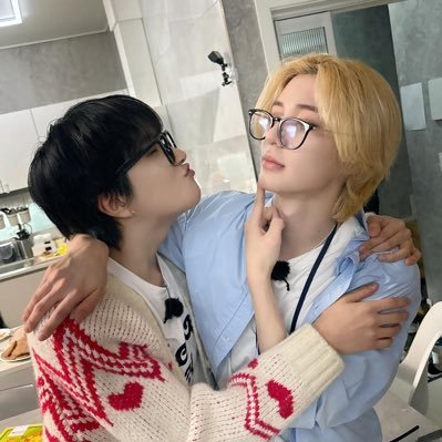 맇학 .zip's profile picture