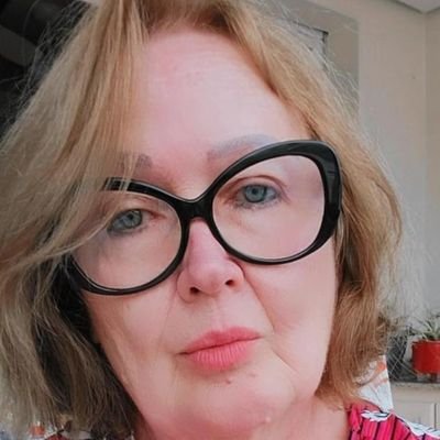 eva_pocharski's profile picture